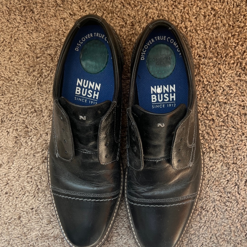 Nunn Bush Men's Classic Black Oxfords